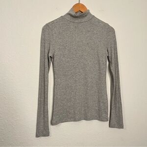 Frame turtle neck top
